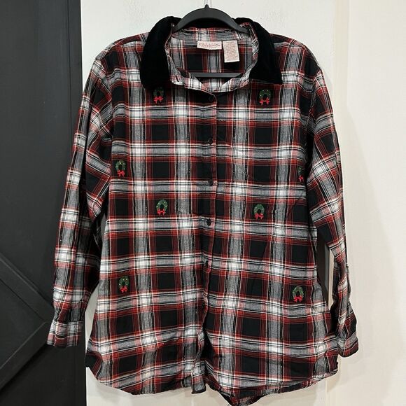 Basic Editions Holiday Women’s Plaid Button Up Shirt Embroidered Wreaths XL - Picture 1 of 6